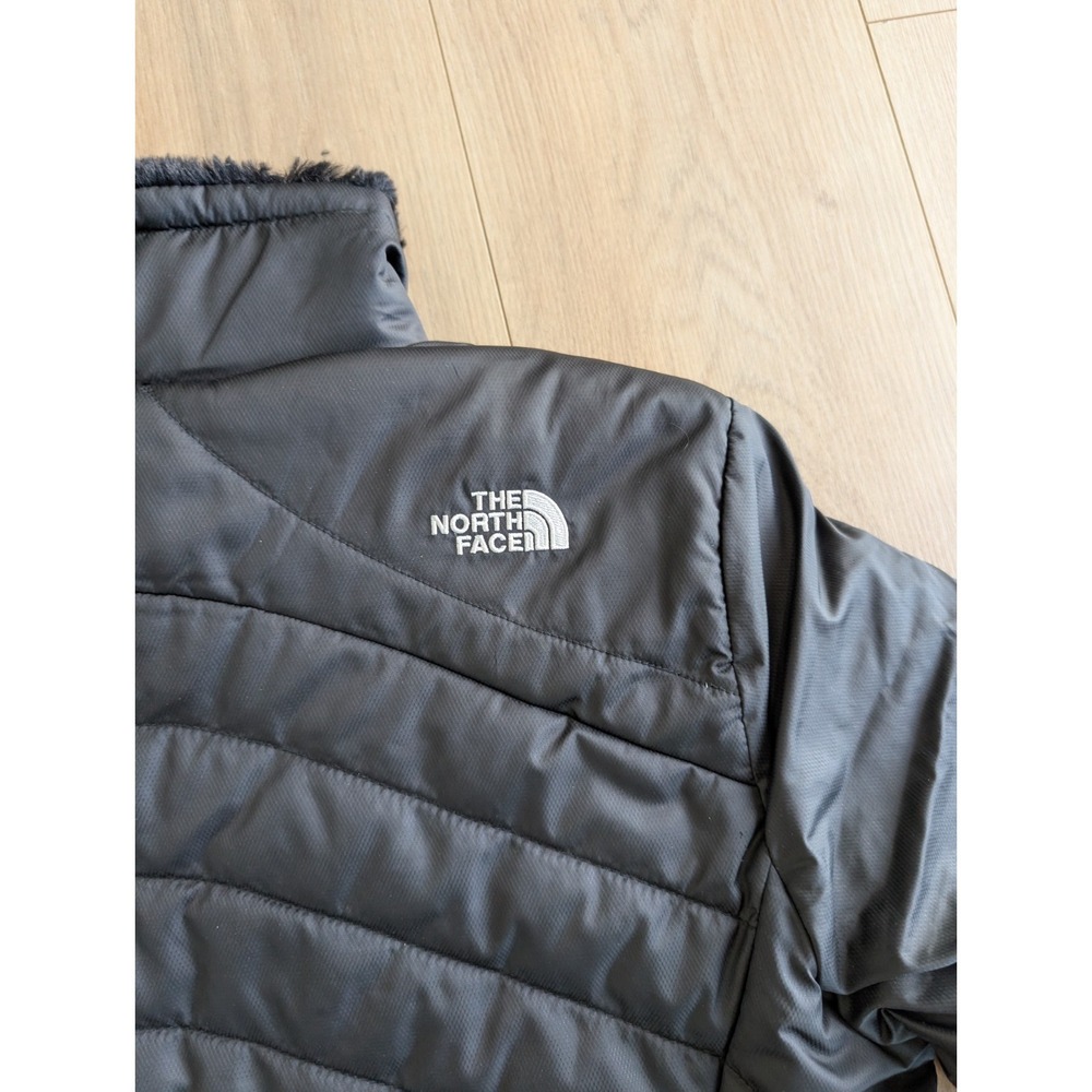 The North Face Black Quilted Ski Jacket - Picture 10 of 13